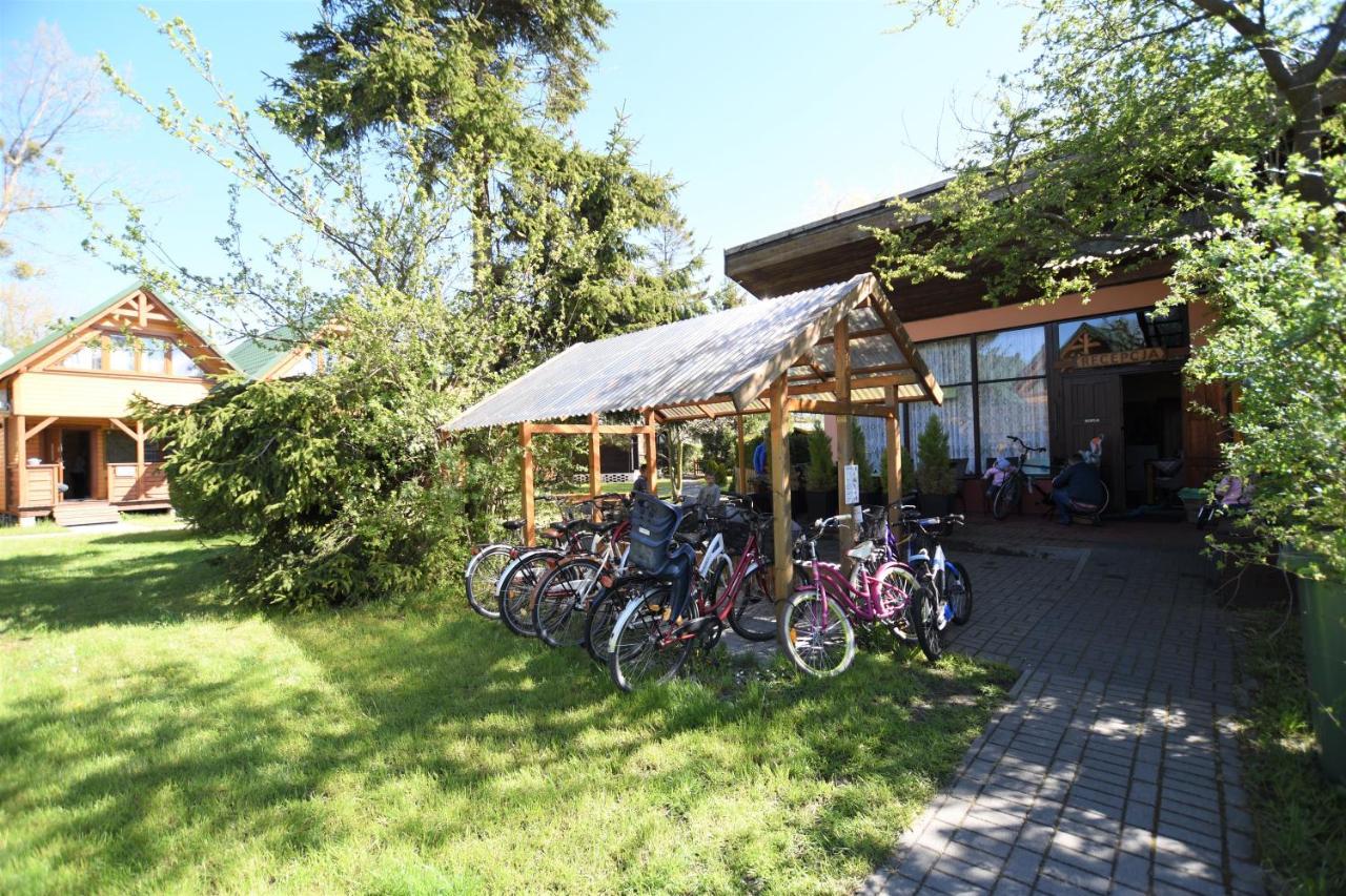Villa O.W. Sek Karwia Exterior foto