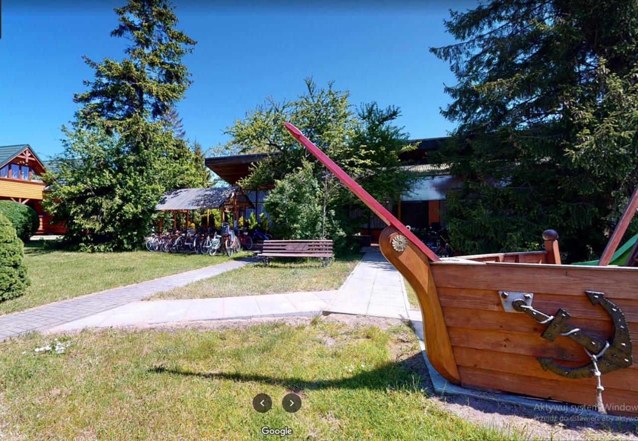 Villa O.W. Sek Karwia Exterior foto
