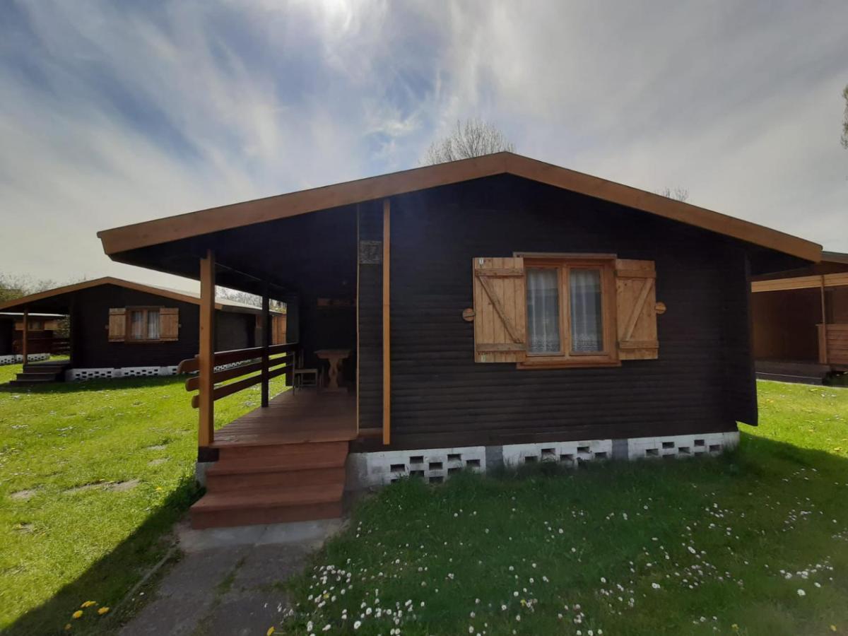 Villa O.W. Sek Karwia Exterior foto